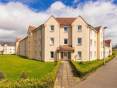 2 bed ground floor flat for sale in Dalkeith