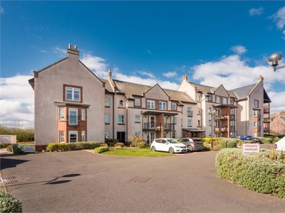 2 bed retirement property for sale in Dunbar