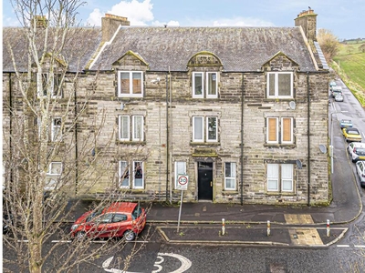 2 bed third floor flat for sale in Dunfermline
