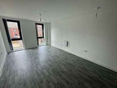 2 Bedroom Apartment For Rent In Ardwick, Manchester