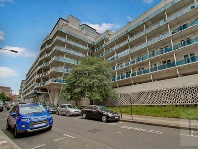 2 Bedroom Apartment For Rent In Harrow, Greater London