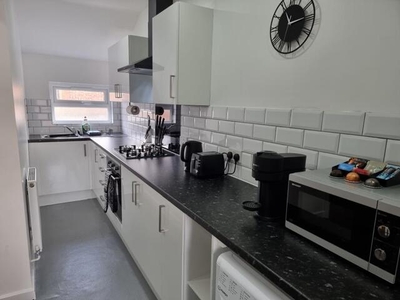 2 Bedroom Apartment For Rent In Leicester, Leicestershire