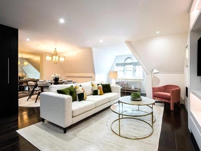 2 Bedroom Apartment For Rent In Mayfair