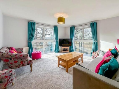 2 Bedroom Apartment For Sale In Hatfield, Hertfordshire