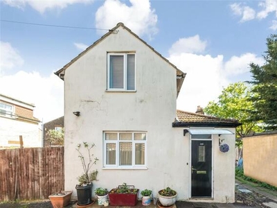 2 Bedroom Detached House For Sale In Thornton Heath