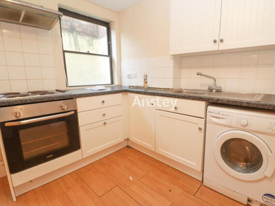 2 Bedroom Flat For Rent In Southampton, Hampshire