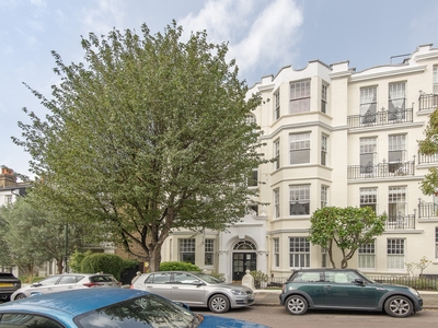 2 bedroom property for sale in Onslow Avenue, RICHMOND, TW10