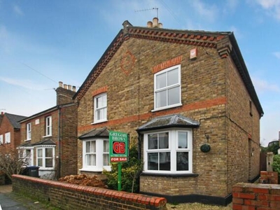 2 Bedroom Semi-detached House For Sale In Staines-upon-thames