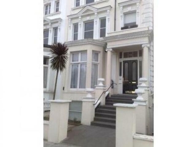2 Bedroom Terraced House For Rent In Hampstead, London
