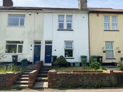 2 Bedroom Terraced House For Rent In Kingswood