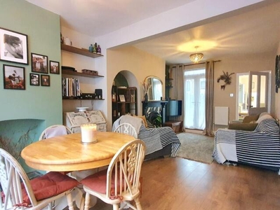 2 Bedroom Terraced House For Sale In Northampton, Northamptonshire