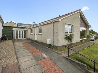 3 bed detached bungalow for sale in Penicuik