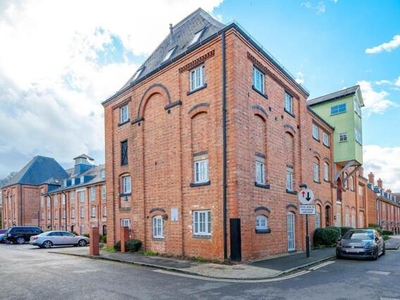 3 Bedroom Apartment For Rent In Oxfordshire