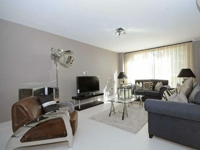 3 Bedroom Apartment For Rent In St Johns Wood Park