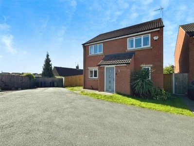 3 Bedroom Detached House For Sale In Carlton-in-lindrick