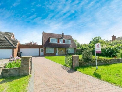 3 Bedroom Detached House For Sale In Henlow