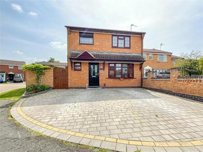 3 Bedroom Detached House For Sale In Tamworth, Staffordshire
