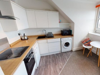 3 bedroom flat to rent Aberdeen, AB10 7FN