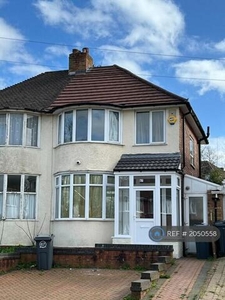 3 Bedroom Semi-detached House For Rent In Birmingham