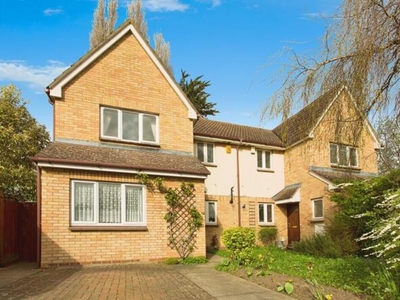 3 Bedroom Semi-detached House For Sale In Cambridge, Cambridgeshire
