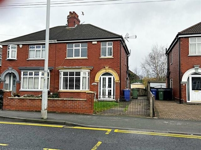 3 Bedroom Semi-detached House For Sale In Cleethorpes, N.e. Lincs