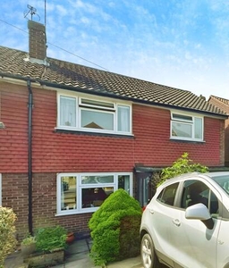 3 Bedroom Semi-detached House For Sale In Croxley Green