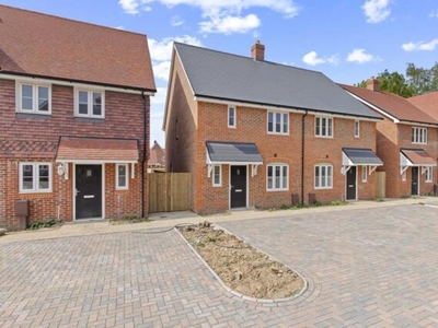 3 Bedroom Semi-detached House For Sale In Eastergate, West Sussex