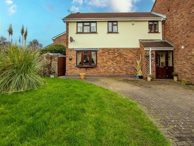 3 Bedroom Semi-detached House For Sale In Loughborough, Leicestershire