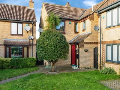 4 Bedroom Detached House For Sale In Bradwell Common