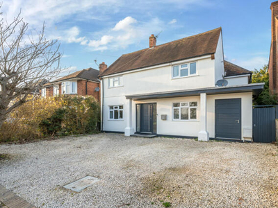 4 Bedroom Detached House For Sale In Maidenhead