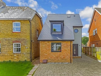 4 Bedroom Detached House For Sale In Monkton, Ramsgate