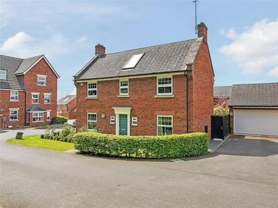 4 Bedroom Detached House For Sale In Northampton, Northamptonshire