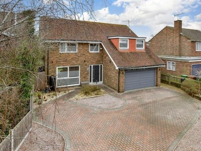 4 Bedroom Detached House For Sale In Paddock Wood
