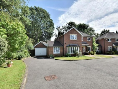 4 Bedroom Detached House For Sale In Watford, Hertfordshire