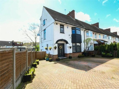 4 Bedroom End Of Terrace House For Sale In Enfield, Middlesex