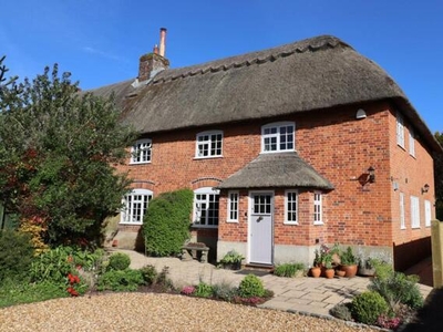 4 Bedroom House Marlborough Wiltshire