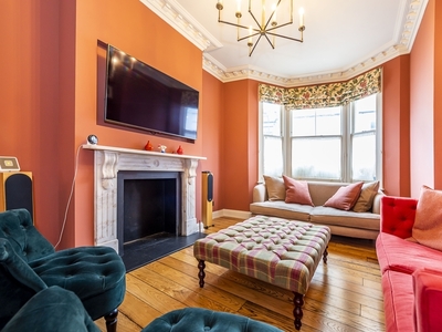 4 bedroom property to let in Ackmar Road London SW6