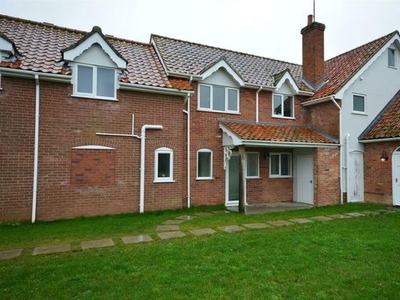4 bedroom terraced house to rent Heveningham, IP19 0EL