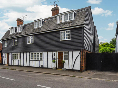 5 Bedroom House For Rent In Much Hadham, Herts