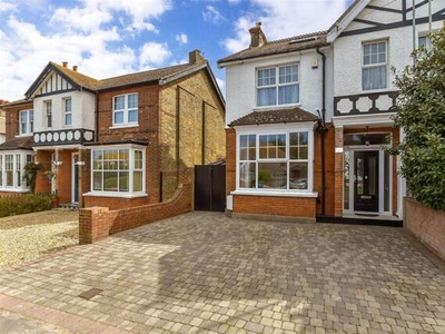 5 Bedroom Semi-detached House For Sale In Broadstairs