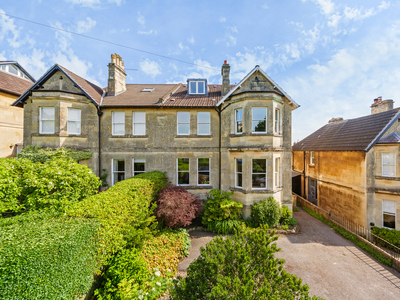 6 bedroom property for sale in Grosvenor Villas, Bath, BA1