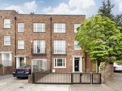 7 Bedroom End Of Terrace House For Sale In South Hampstead, London