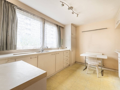 Flat in St Anns Road, Notting Hill Gate, W11