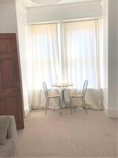2 Bedroom End Of Terrace House For Rent In Heaton