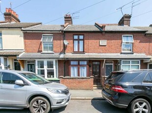 2 Bedroom Terraced House For Rent In Watford, Hertfordshire