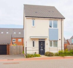 3 Bed Detached House, Anchorage Close, NP19