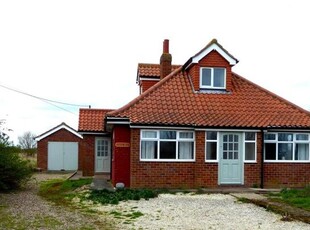 3 Bedroom Detached Bungalow For Sale In Gardens, Pond And Land (7.92 Ac)