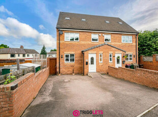 3 Bedroom Semi-detached House For Sale In Cherry Tree Place, Wath-upon-dearne