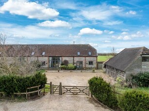 4 Bedroom Barn Conversion For Sale In Sidlesham, Chichester