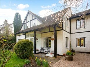 4 Bedroom Detached House For Sale In Caterham, Surrey